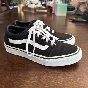 Black Vans 8.5
